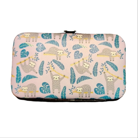 Other - Manicure Set w/ Padded Carrying Case sloths pattern